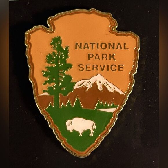 National Park Service -Arrowhead Shape Large Enameled Brooch, Pin, New